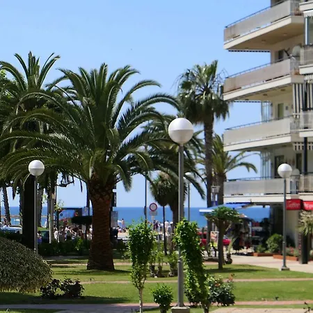 Apartment Rentalmar Aries