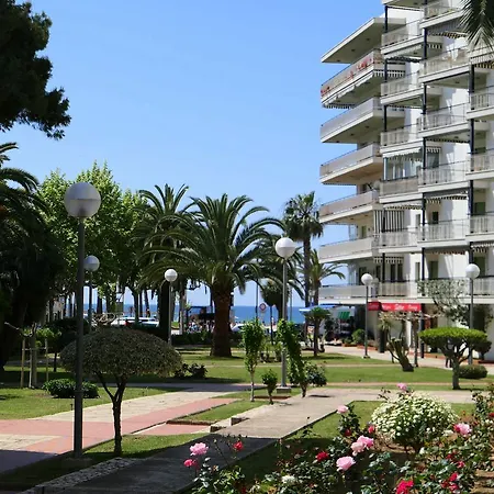 Rentalmar Aries Apartamento *